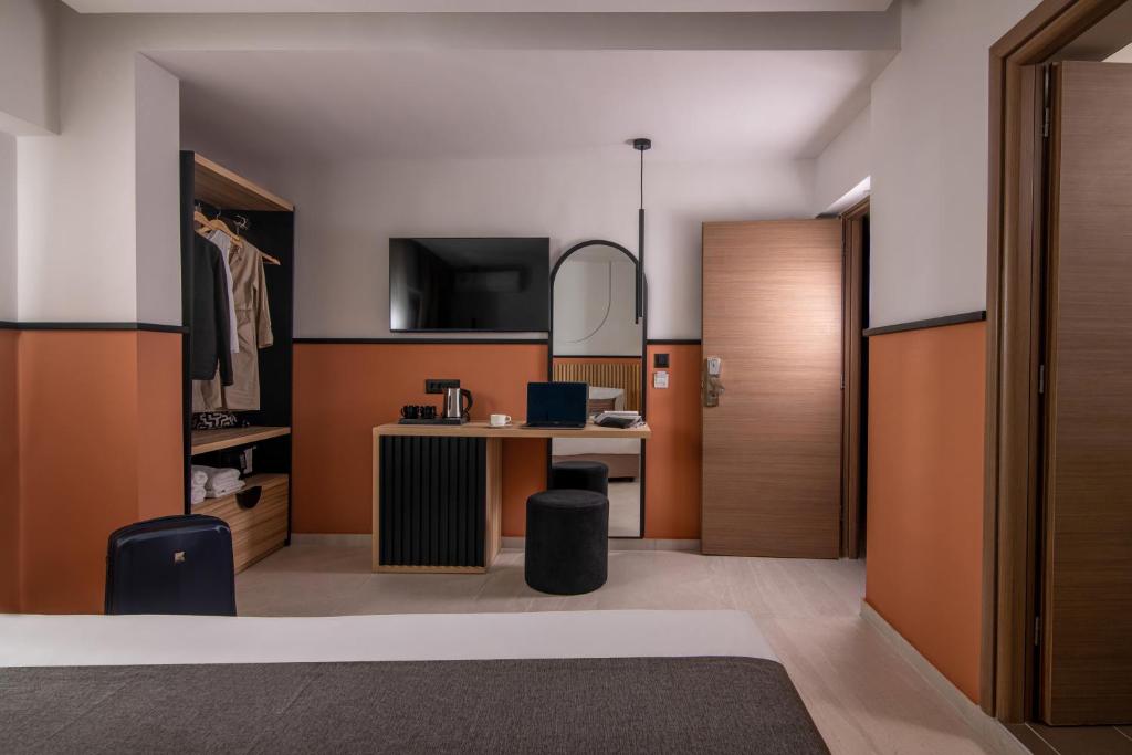 Mistral Bay Hotel — Hotel rooms in Ammoudara (Agios Nikolaos)