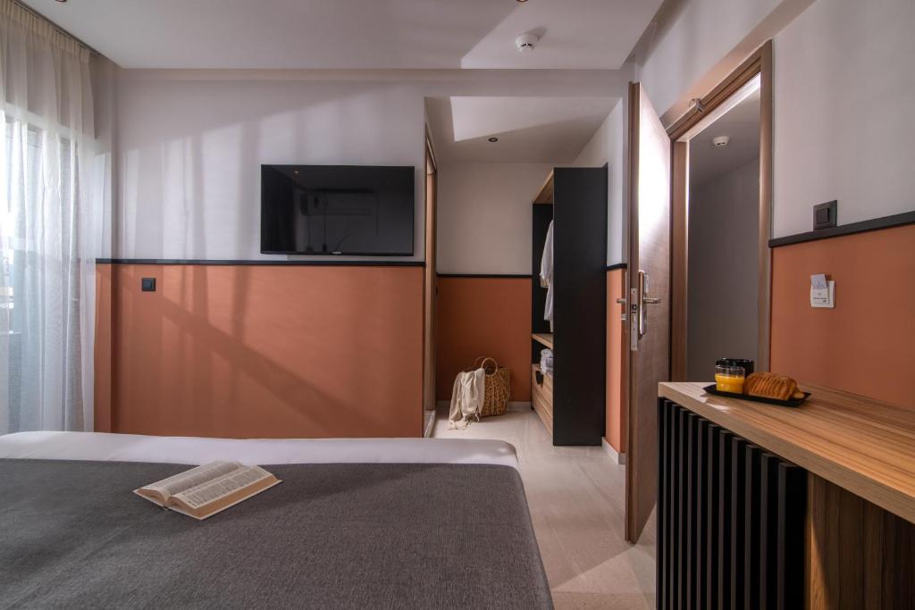 Mistral Bay Hotel — Hotel rooms in Ammoudara (Agios Nikolaos)