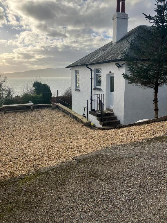 Dunholm Cottage, Skelmorlie