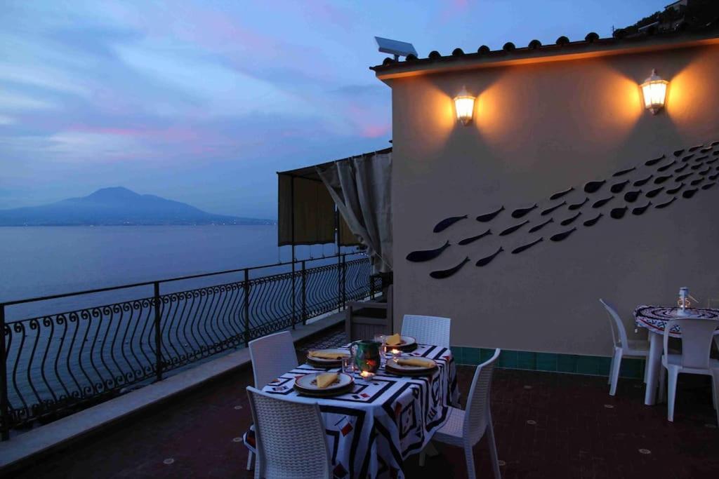 A house on sea like a ship, Vico Equense