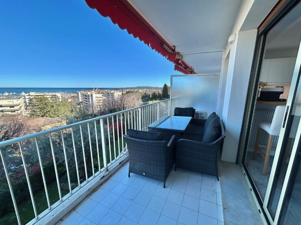 Superbe 2 pièces Antibes vue mer, piscine, parking - 5