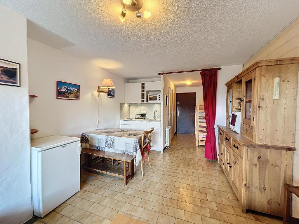 Studio cosy pour 4 pers., proche pistes Combloux, balcon ouest, ski, tennis ! - 1