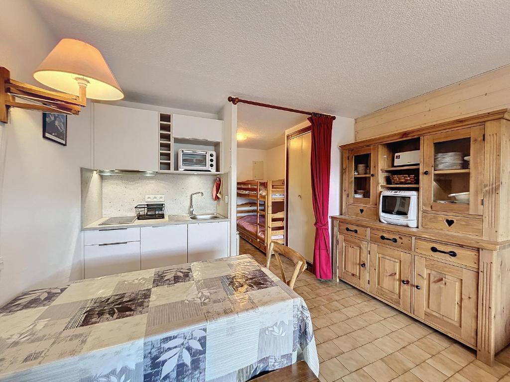 Studio cosy pour 4 pers., proche pistes Combloux, balcon ouest, ski, tennis ! - 2