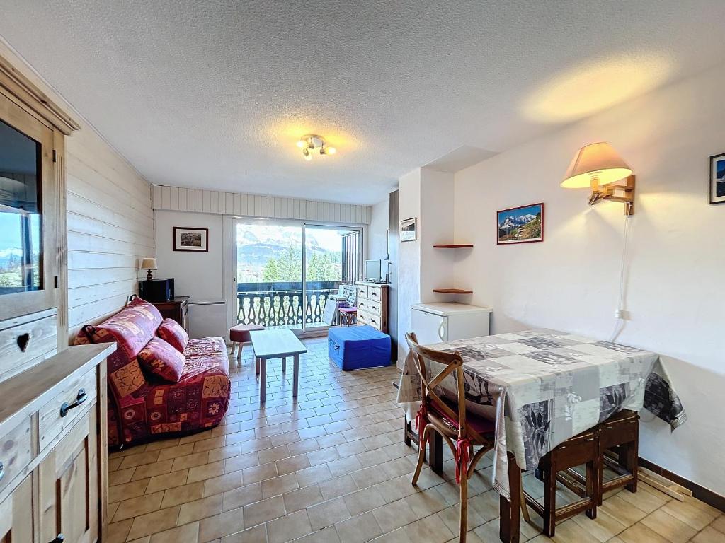 Studio cosy pour 4 pers., proche pistes Combloux, balcon ouest, ski, tennis ! - 4