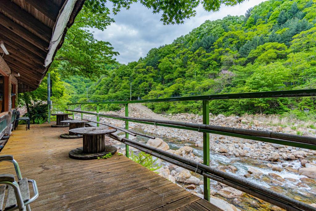 하동 꽃담 펜션