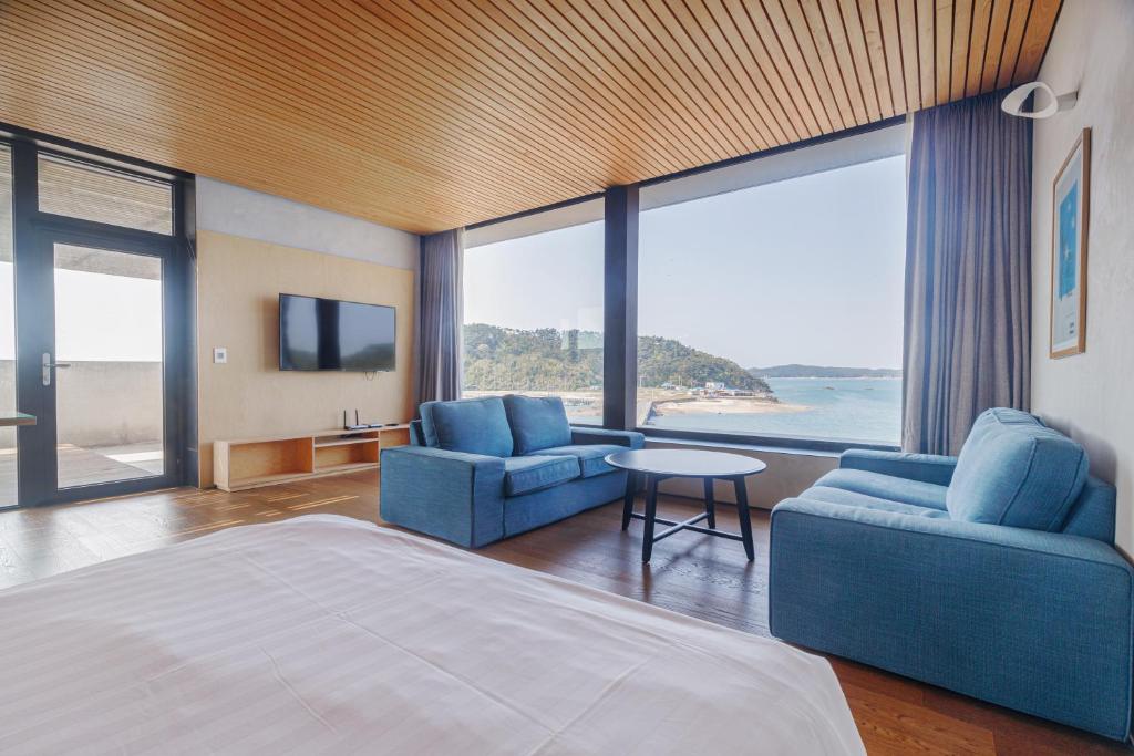 Taeahn Beach Resortel