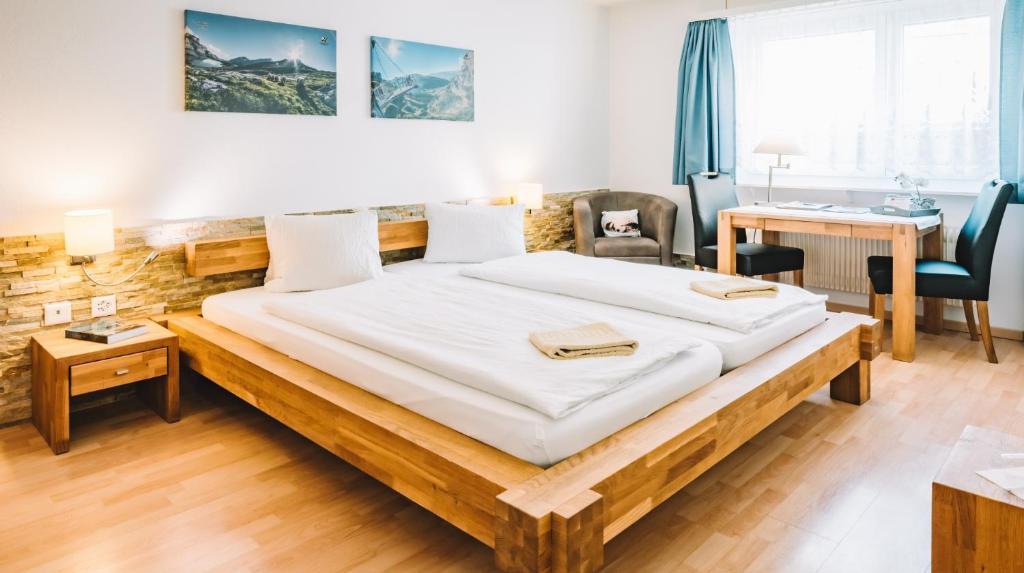 Hotel Paradis-Leukerbad-Therme - 3