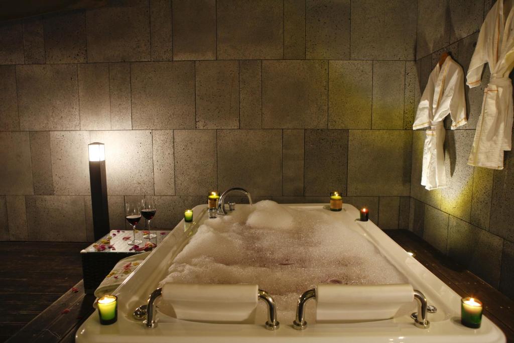 호텔 도마 명동 (Hotel Doma Myeongdong)