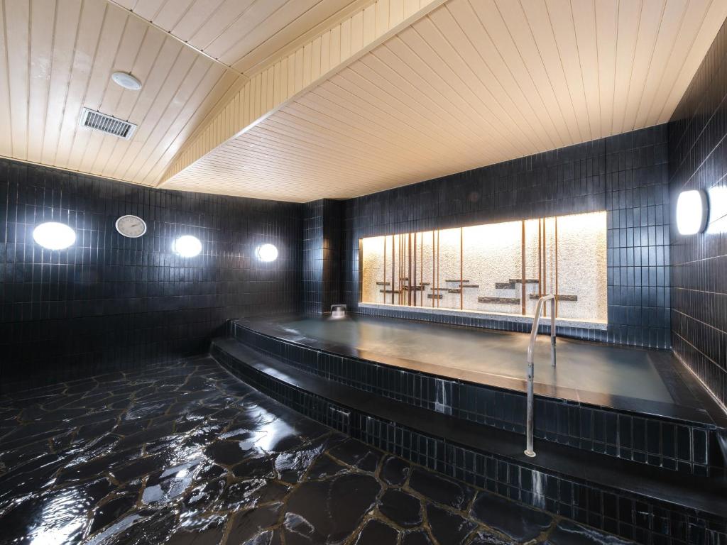 APA Hotel Keisei Narita-Ekimae public bath
