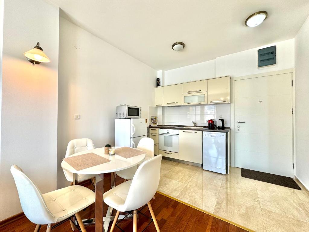 Ponta Nova One bedroom Apartment with Sea view - 5