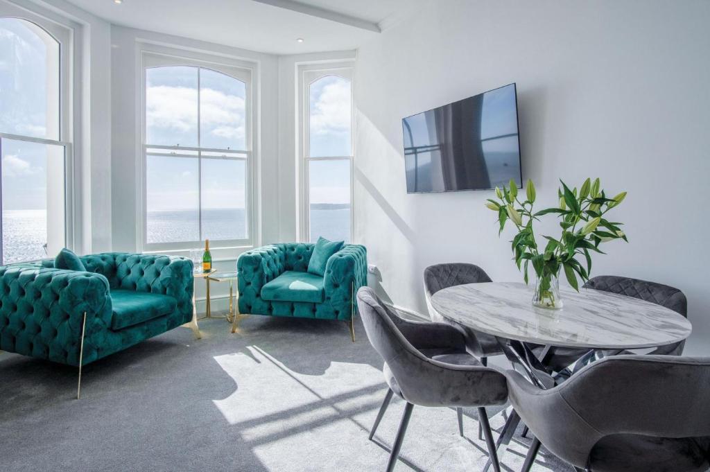 St Catherines View - 2 Bedroom - Panorama - Tenby, Tenby