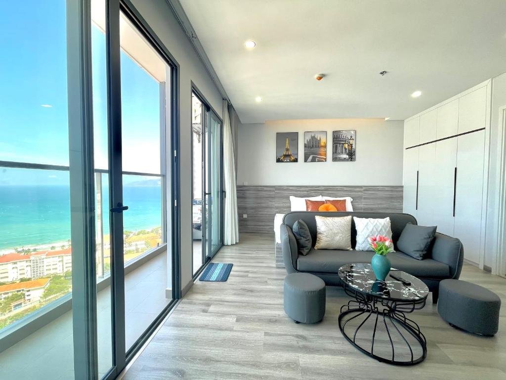 Luxury Apt Ocean View Marina Suites