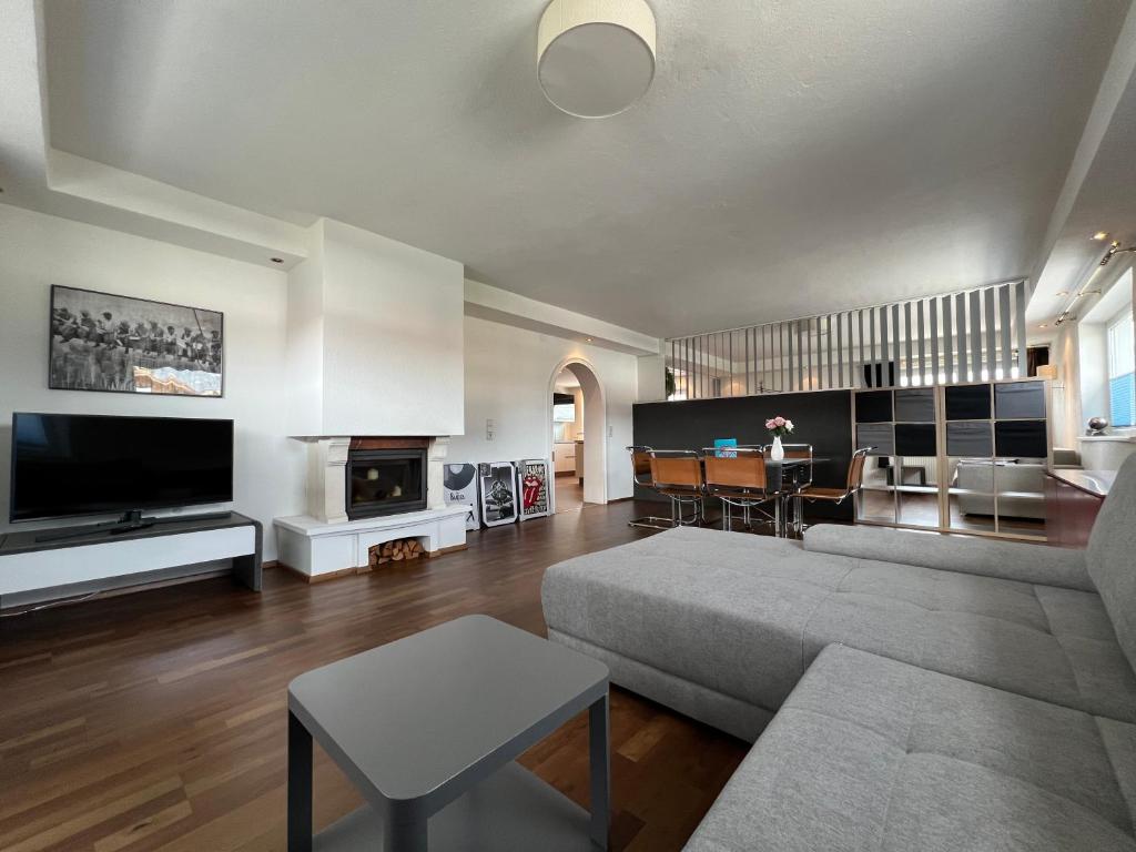 chapter-one, Innsbruck