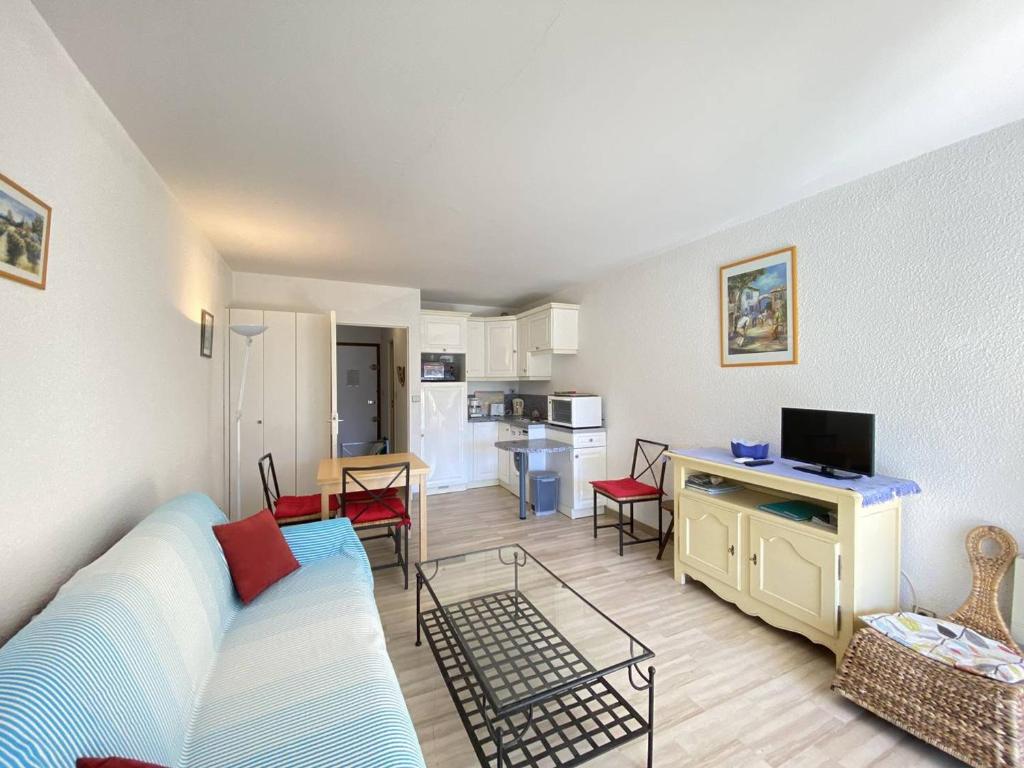 Studio climatisé avec jardin en front de mer, proche commerces, garage fermé - FR-1-100-334 - 4