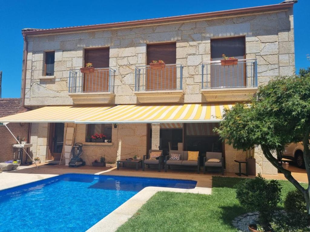 Chalet Os castaños, Caldas de Reis