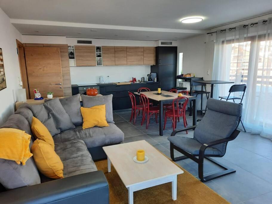 Superbe appartement avec vue panoramique au pied des pistes, Nendaz