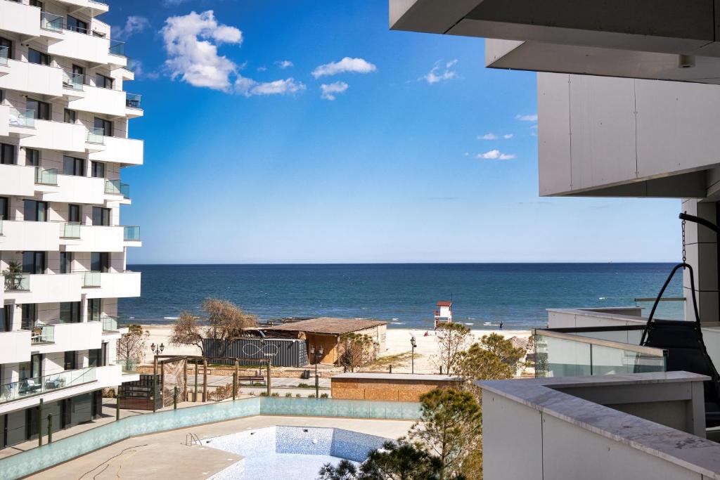 Sandy Breeze - Infinity Pool & Spa Resort, Mamaia Nord – Năvodari