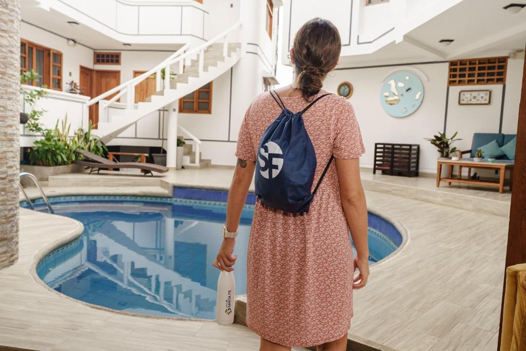 スイミングプール