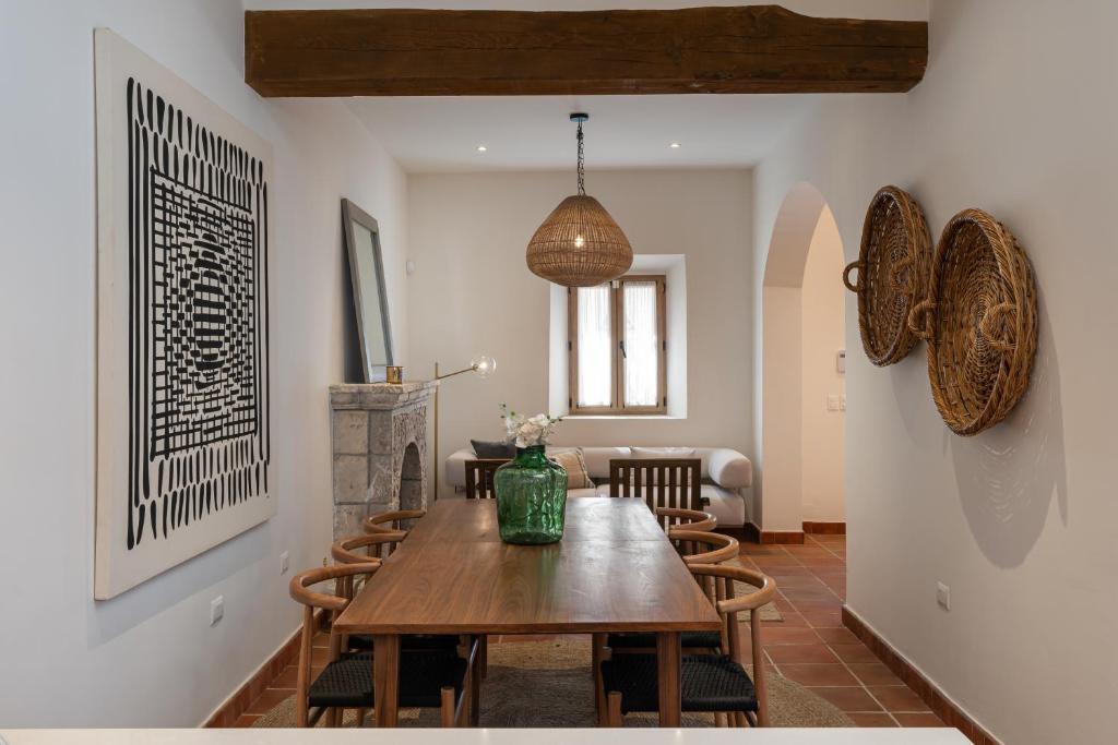 Casa Muñeca, Stylish 3BR Home in Centro - 3