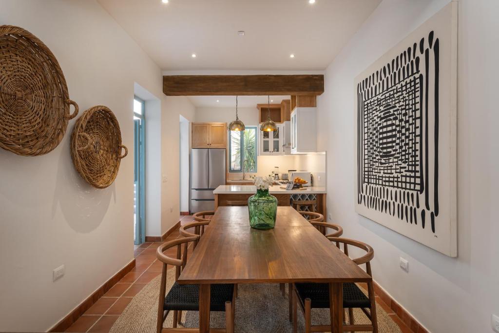 Casa Muñeca, Stylish 3BR Home in Centro - 4