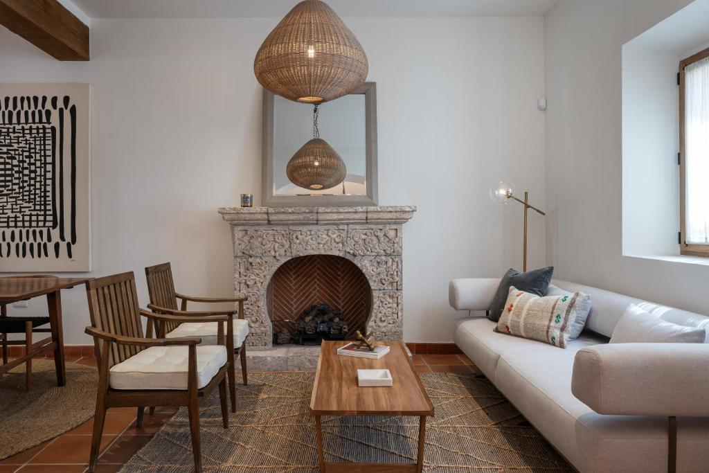 Casa Muñeca, Stylish 3BR Home in Centro - 2