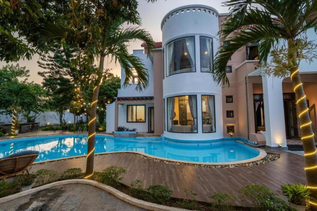New Luxury villa - Venuestay