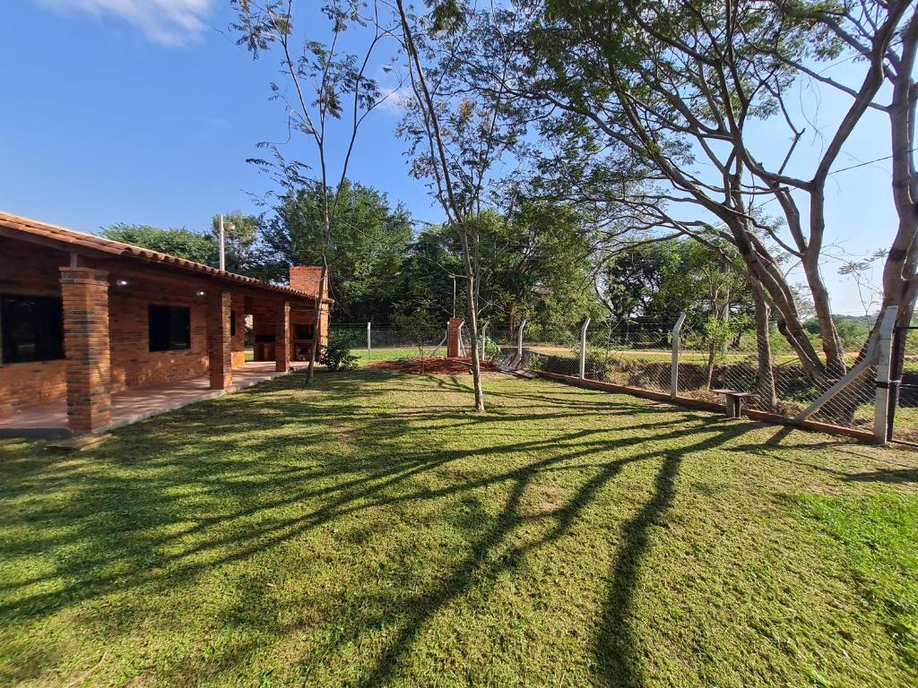 HERMOSA CASA DE 3 DORMITORIOS - 2