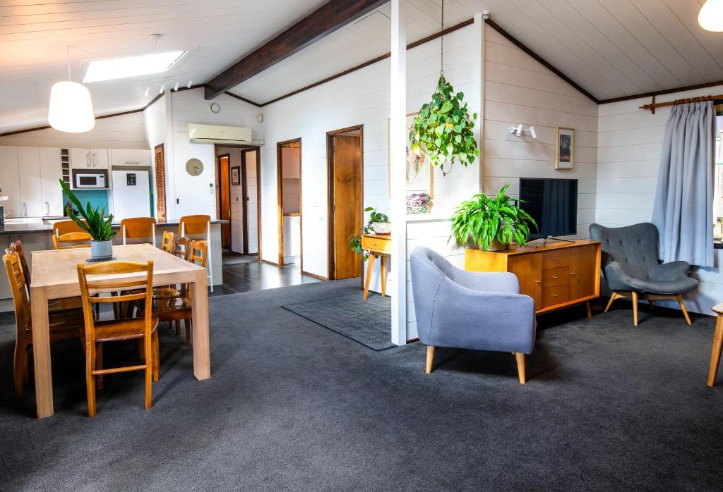 Aura @ Home, Rotorua