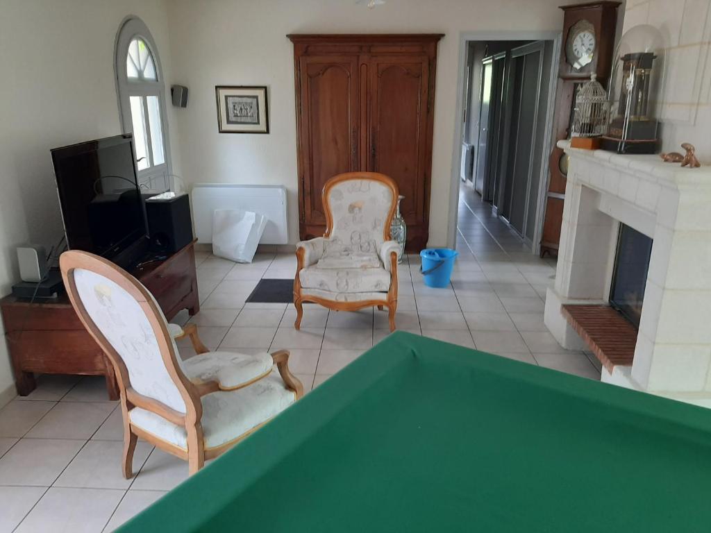 Au chêne vert, Saumur