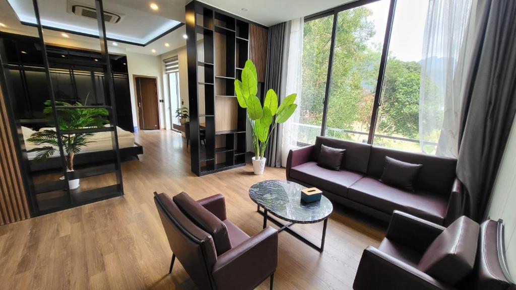 Lotus Premium Lodge