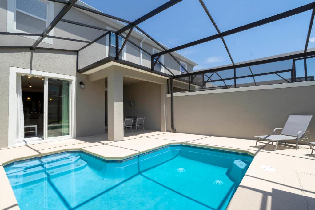 2929 SS - Disney Delight: 4BR Pool Near Parks, Kissimmee