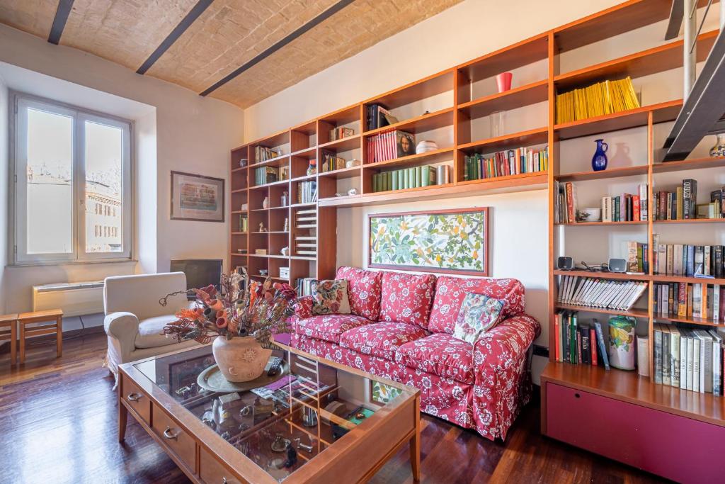 New Trastevere Home: big, elegant, comfy apartment - 3