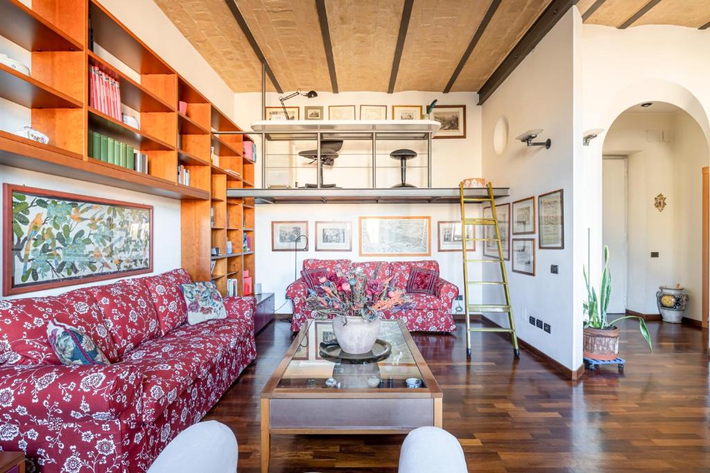 New Trastevere Home: big, elegant, comfy apartment - 4