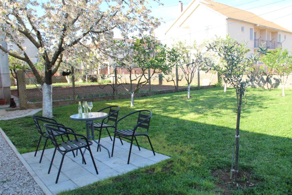 Apartment S - 4
