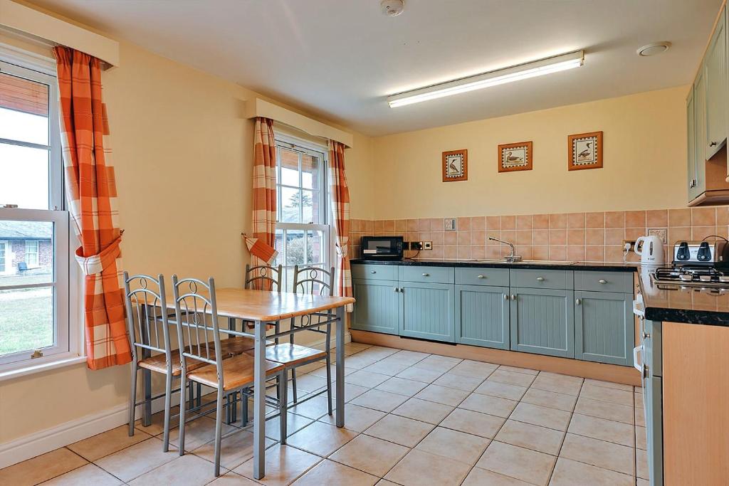 Finest Retreats - Netley Hall - Mulberry, Dorrington