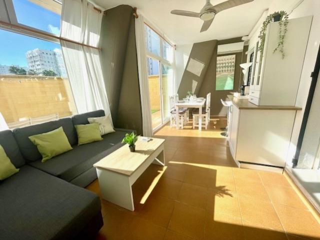 GATU SIROCO junto la playa, piscina, aire acc, terraza, " Preferente mayores de 21 años y familias " - 5
