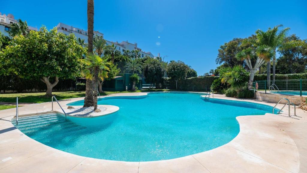 Mediterranean Getaway Seaviews At Puerto Banus - 2