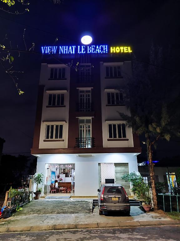 View Nhat Le Beach Hotel