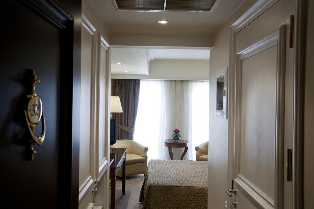 Hera Hotel photo