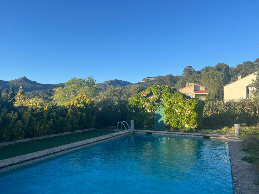 Charmant T2 calme , climatisé et piscine privée - 4