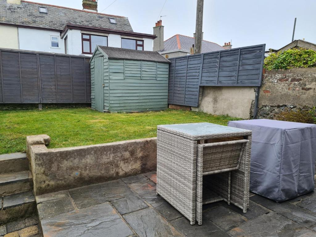 Blodfa, Holyhead photo 8