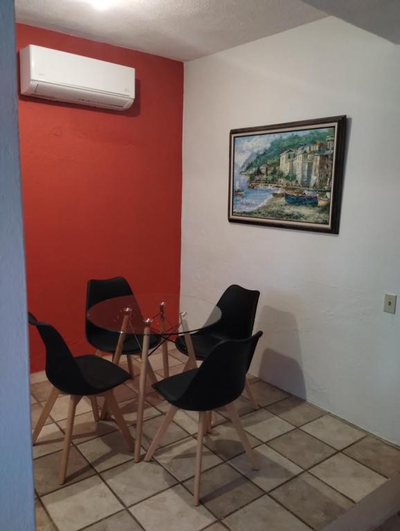 Tres Migueles, Departamento Caandy, cerca de la marina, zona turistica y playa - 3