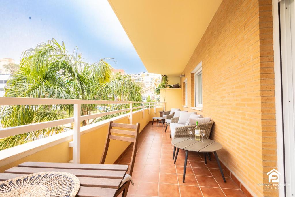 Stylish 2BR with big terrace near beach and golf, Benalmádena