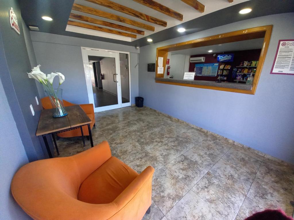 Hotel Rose Ensenada - 4