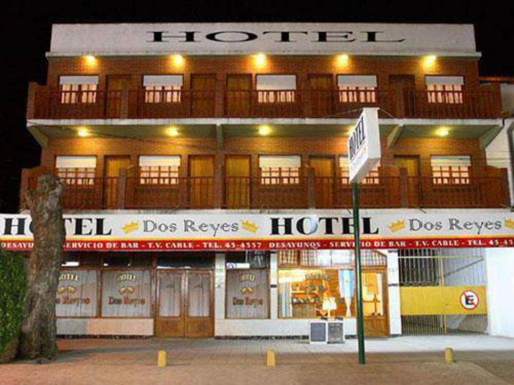 Hotel Dos Reyes - 2