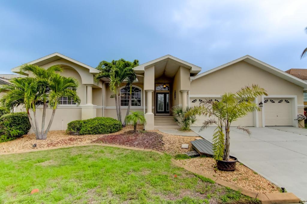 Coastal Haven, Apollo Beach