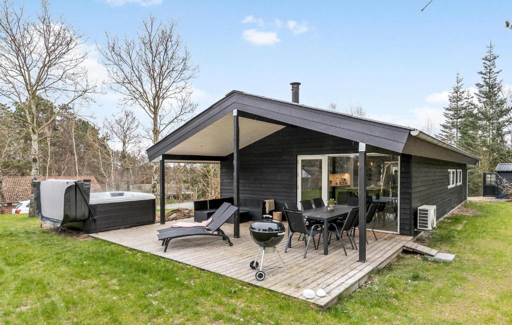 Amazing Home In Ebeltoft With Wifi, Ebeltoft