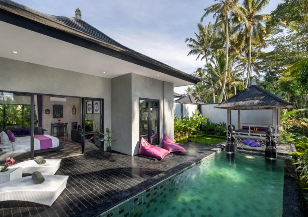 Capung Asri Eco Luxury Resort with Private Pool Villas