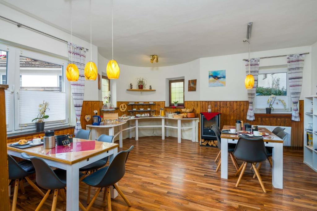 Pension Bayerwald mit Ferienwohnung - 4