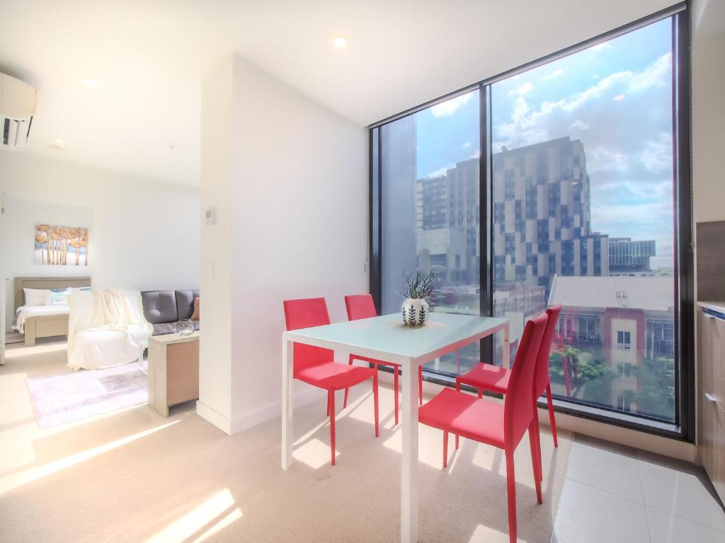 Delightful 1br On Bouverie St Close To Mel Uni, Melbourne